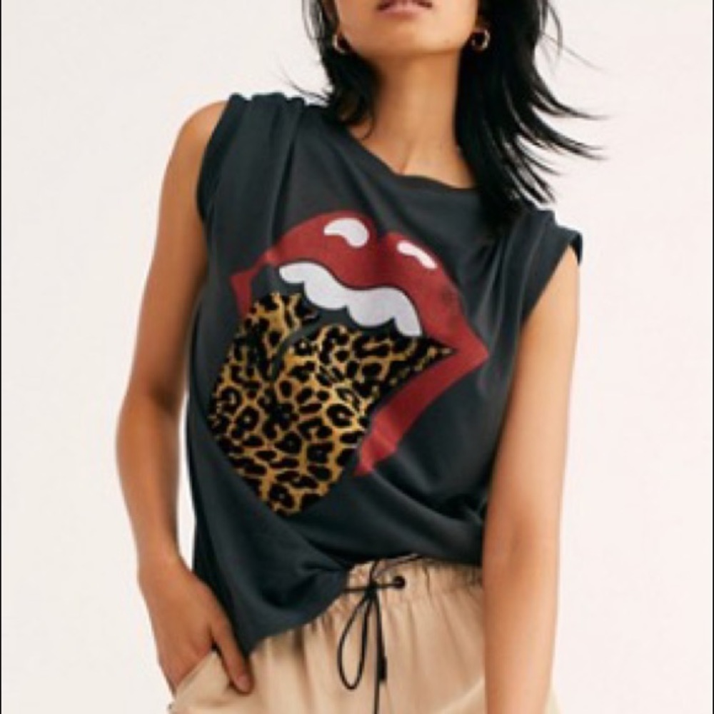 Free People Stones Flocked Leopard Tongue Tee, gently worn, ash, size small :)